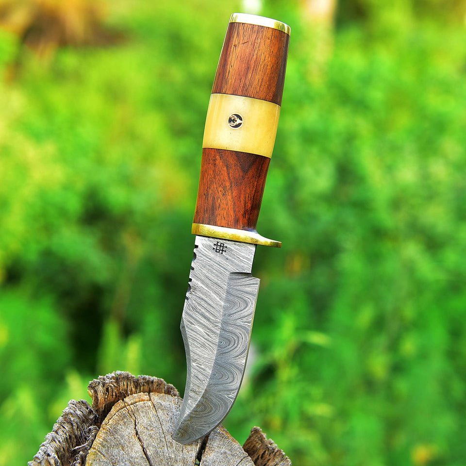 Custom Handmade Twist Damascus Steel Skinner Fishing Knife HSHK-103 - Himalayan steel